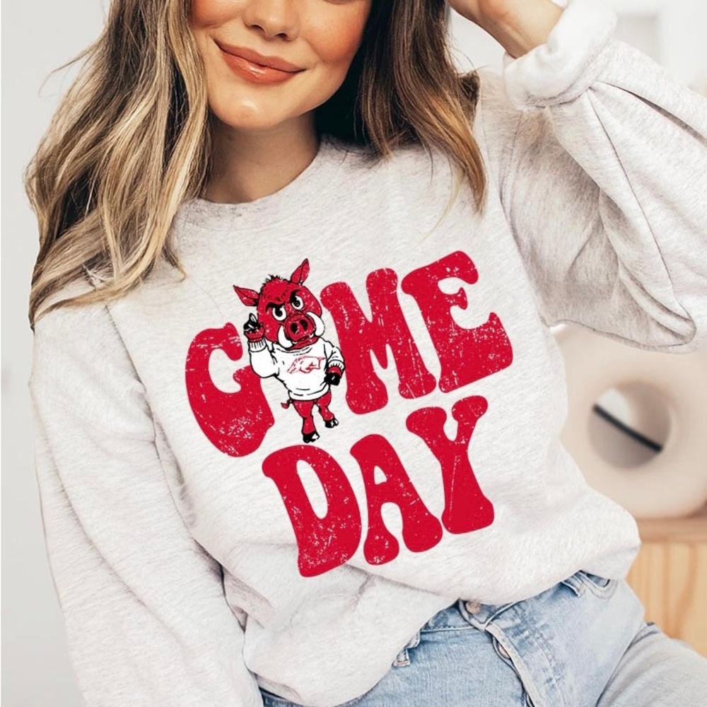 Razorback sweater